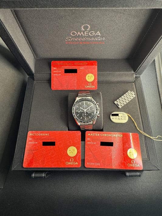 omega speed master hesalite 310.30.42.50.01.001