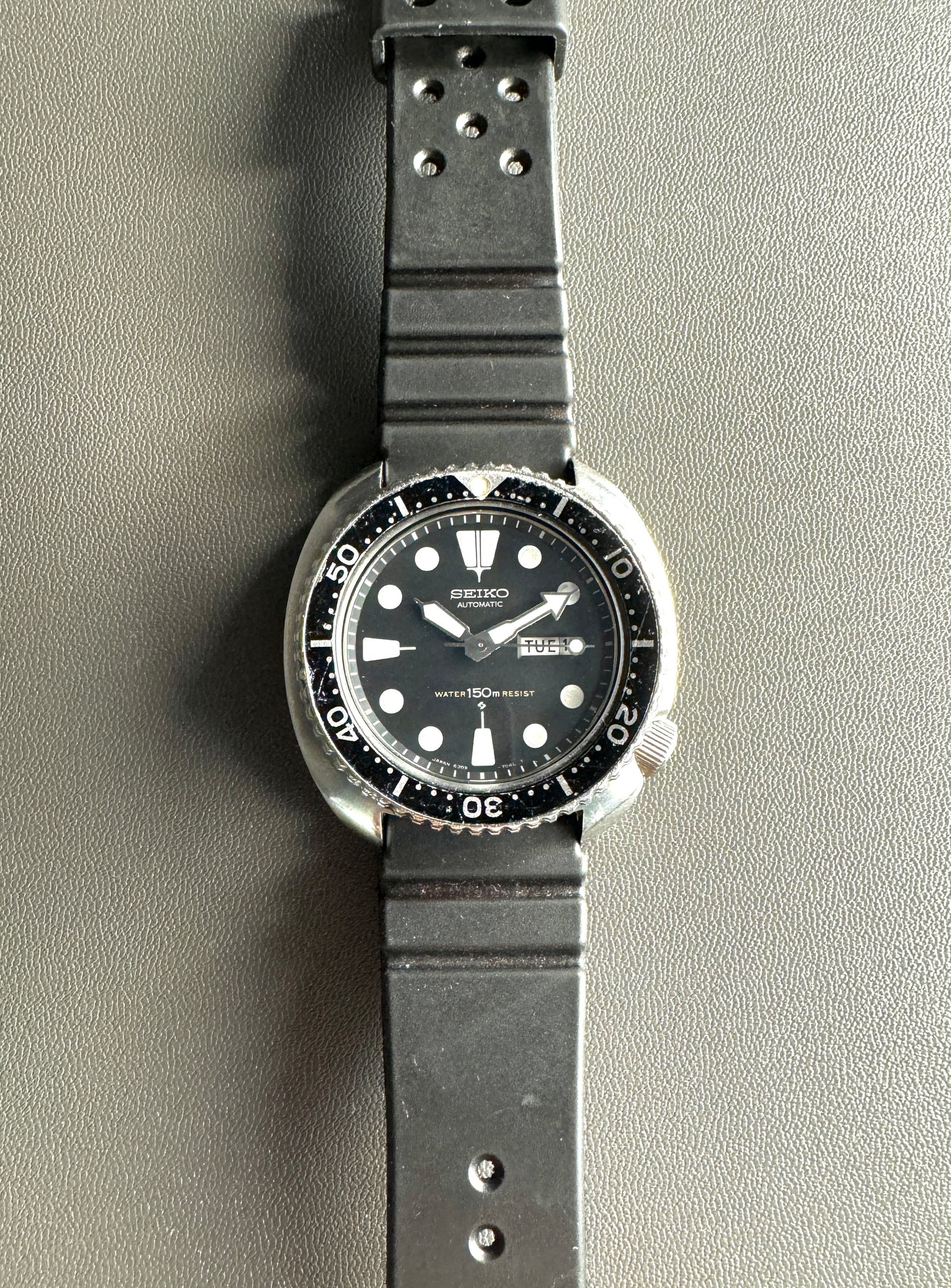 Seiko Turtle 6039-7040 Suwa dial from 1980